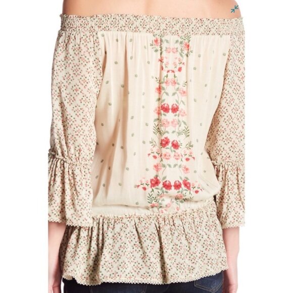 Democracy Floral Bell Sleeve Blouse - Picture 3 of 8